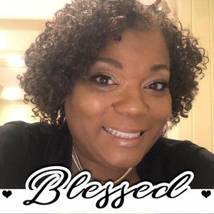 Meet your Posher, Eva